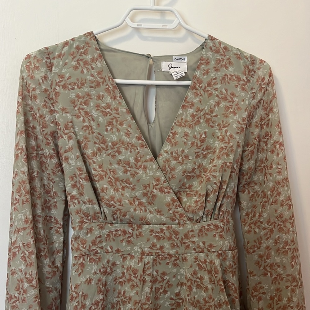 3/$20. Puffed sleeves tiered dress